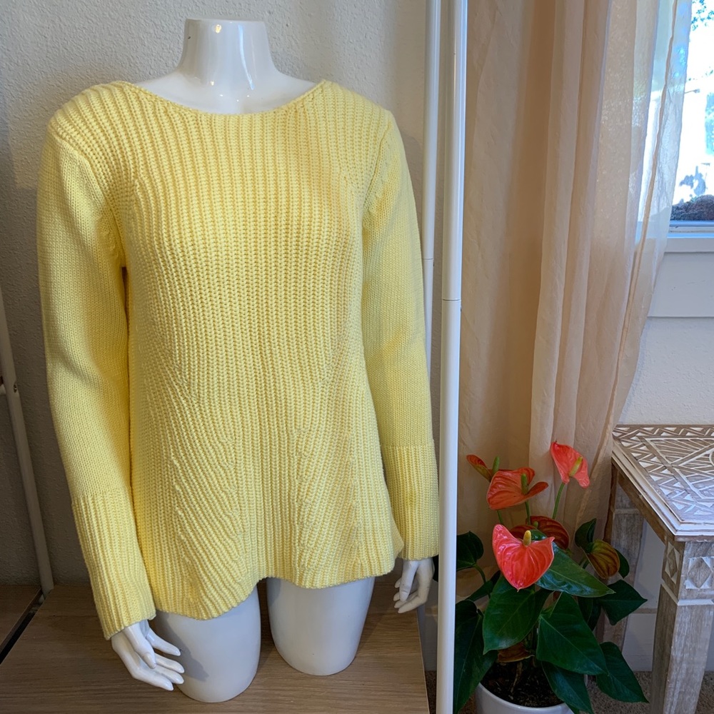 🌼 zara yellow open back knit sweater 🌼